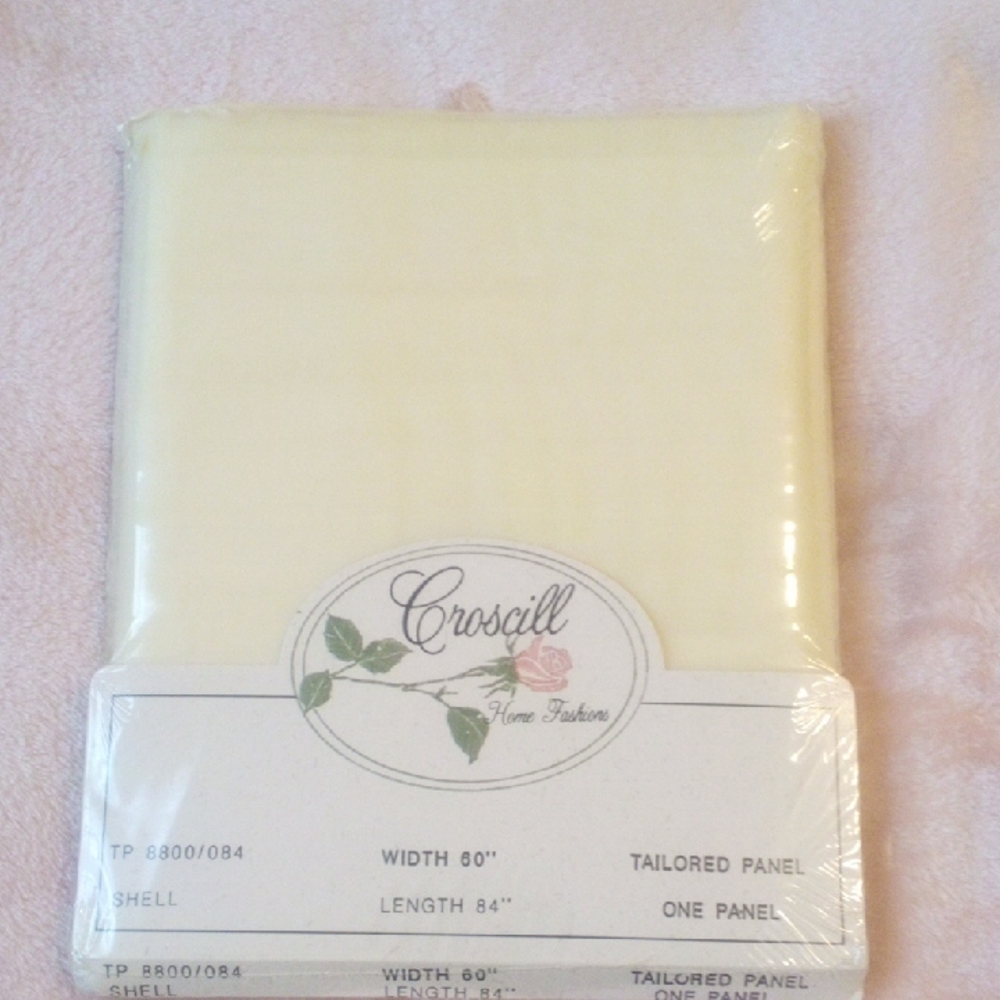 Croscill Tailored Curtain -NWT 60 X 84